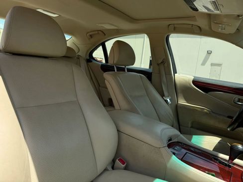 Used 2012 Lexus LS 460 w/ Luxury Value Edition RWD image 14
