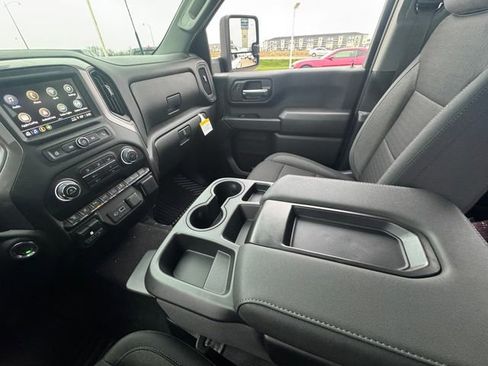 New 2026 Chevrolet Silverado 2500 Custom w/ Custom Value Package image 28