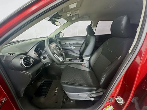 Used 2024 Nissan Kicks SV FWD image 13