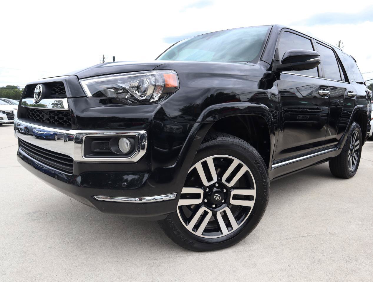Used 2016 Toyota 4Runner Limited AWD/4WD image 2