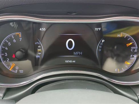 Certified 2021 Jeep Grand Cherokee Limited AWD/4WD image 35