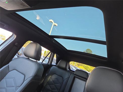 New 2026 Volkswagen Atlas Cross Sport SE image 23