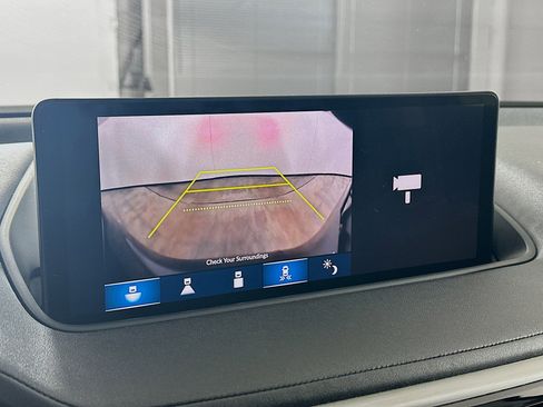 Used 2023 Acura MDX SH-AWD w/ Technology Package image 23