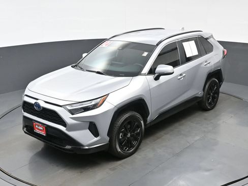 Used 2024 Toyota RAV4 SE AWD/4WD image 36