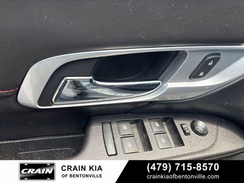 Used 2017 GMC Terrain SLE w/ Convenience Package FWD image 12