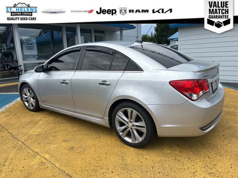 Used 2014 Chevrolet Cruze LTZ w/ RS Package FWD image 5