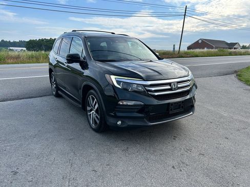 Used 2016 Honda Pilot Touring image 3