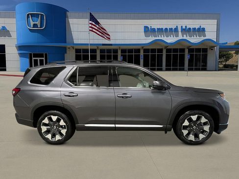 New 2026 Honda Pilot Elite image 8