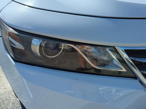 Used 2019 Chevrolet Impala LT image 17