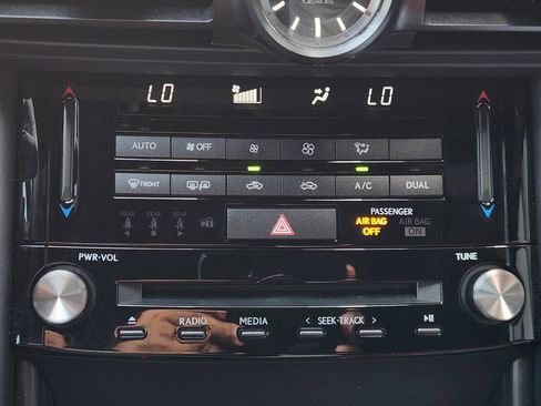 Used 2024 Lexus IS 300 w/ Comfort Package RWD image 19