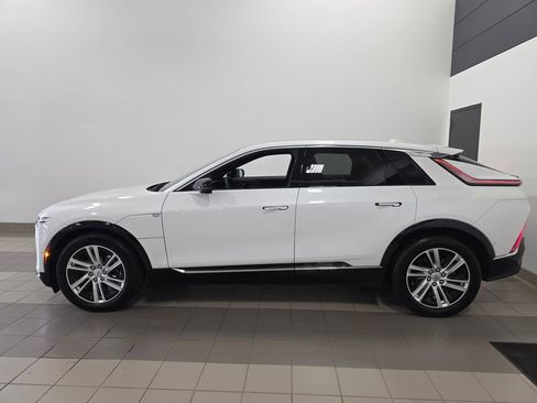 Used 2024 Cadillac Lyriq Tech w/ Driver Assist Package AWD/4WD image 2