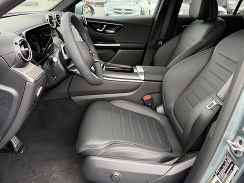 New 2026 Mercedes-Benz GLC 300 image 18
