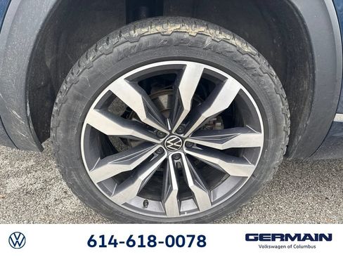 Used 2021 Volkswagen Atlas SEL Premium AWD/4WD image 16
