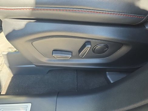 Used 2025 Ford Explorer ST-Line AWD/4WD image 12