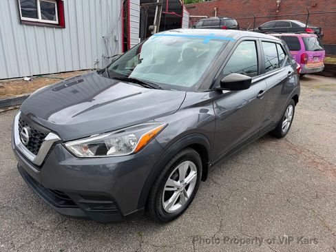 Used 2020 Nissan Kicks S FWD image 20