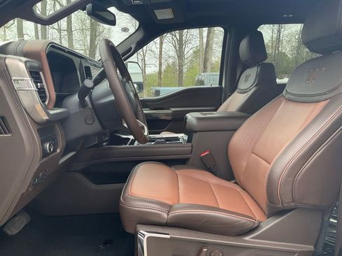 Used 2025 Ford F250 King Ranch w/ Chrome Package image 16