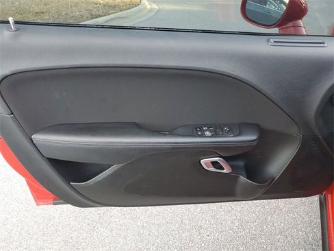 Used 2022 Dodge Challenger GT image 13