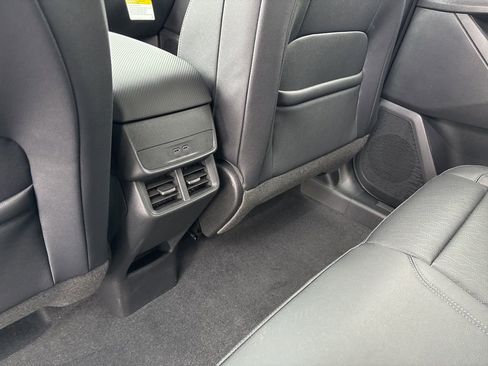 New 2026 Chevrolet Equinox LT w/ Convenience Package II FWD image 22