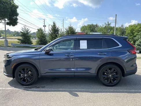 Used 2024 Honda CR-V Sport Touring image 2