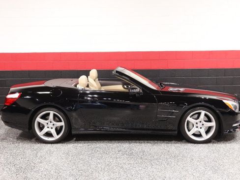 Used 2013 Mercedes-Benz SL 550 w/ Premium Pkg image 7