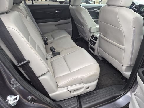 Used 2021 Honda Pilot EX-L image 16