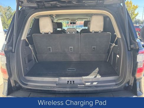 Used 2019 Ford Expedition Limited image 8