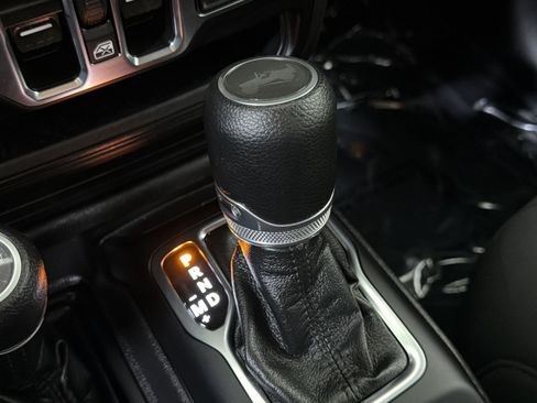 Used 2023 Jeep Wrangler Unlimited w/ Cold Weather Group AWD/4WD image 22