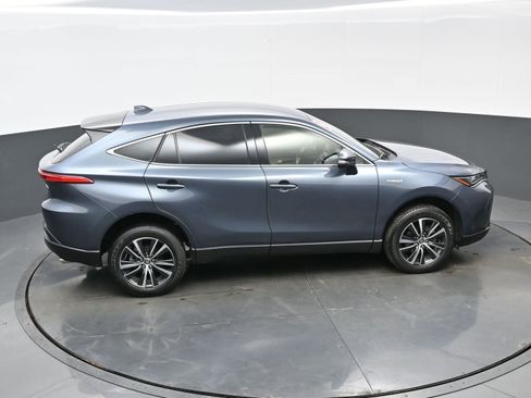 Used 2021 Toyota Venza LE image 41