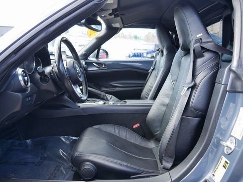 Used 2021 MAZDA MX-5 Miata RF Grand Touring image 11