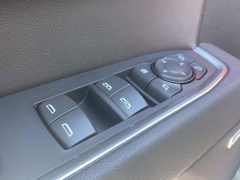 Used 2026 GMC Sierra 1500 SLT w/ SLT Premium Package image 17