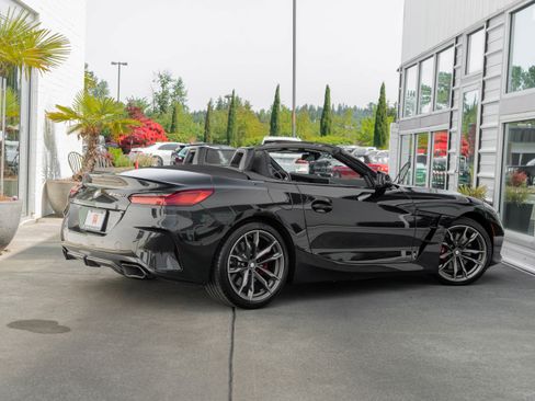 Used 2022 BMW Z4 M40i w/ Premium Package RWD image 7