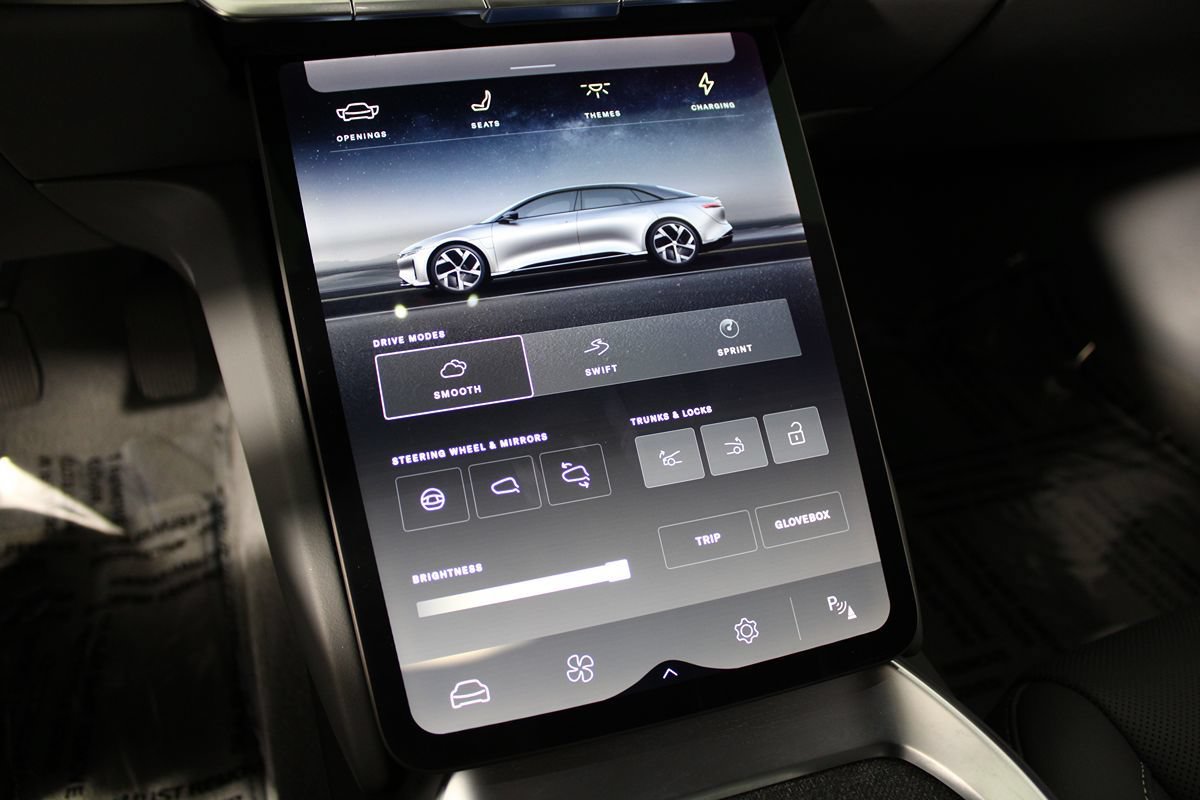 Used 2023 Lucid Air Pure AWD/4WD image 28