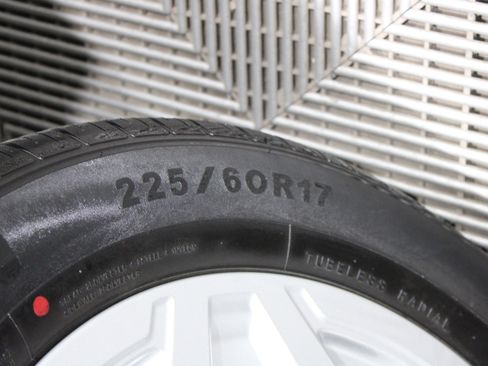 Used 2020 Subaru Forester w/ Alloy Wheel Package AWD/4WD image 37