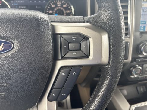 Used 2016 Ford F150 Lariat w/ Equipment Group 501A Mid AWD/4WD image 28
