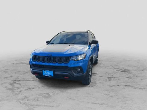 New 2026 Jeep Compass Trailhawk image 3