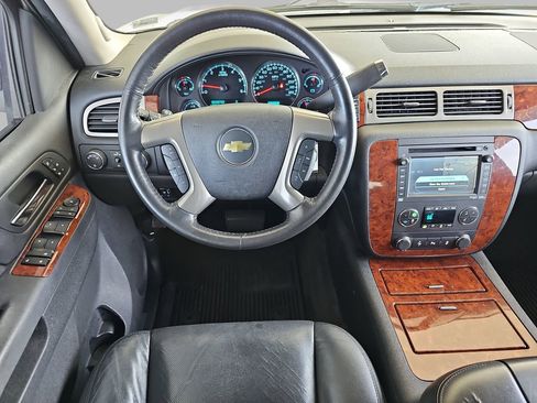 Used 2012 Chevrolet Tahoe LTZ AWD/4WD image 22