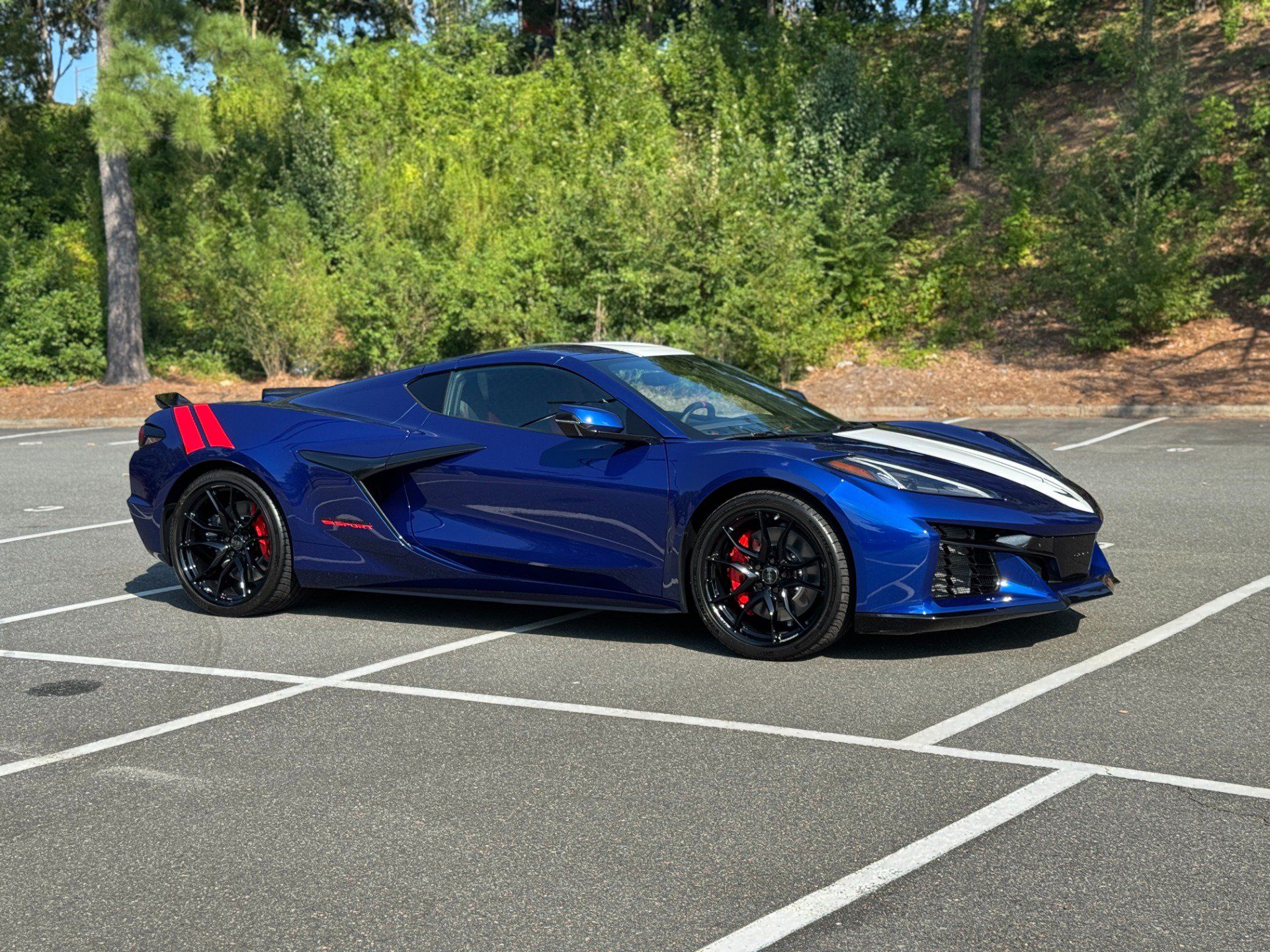 Used 2027 Chevrolet Corvette Grand Sport w/ Stealth Interior Trim Package RWD image 15