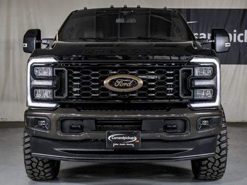 Used 2025 Ford F350 King Ranch image 3