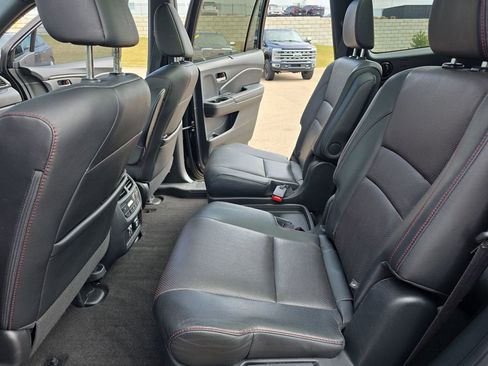 Used 2022 Honda Pilot Black Edition image 15