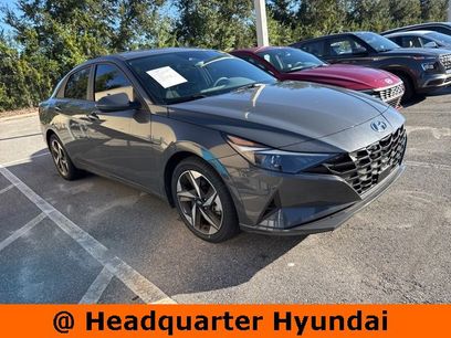 Certified 2023 Hyundai Elantra SEL w/ Convenience Package