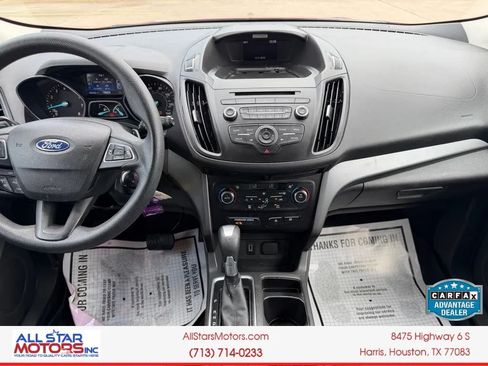 Used 2017 Ford Escape SE FWD image 21