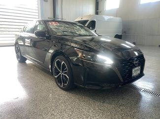 Used 2024 Nissan Altima 2.5 SR w/ SR Premium Package AWD/4WD video 1