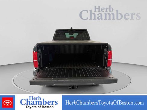 Used 2026 Toyota Tacoma SR5 AWD/4WD image 12