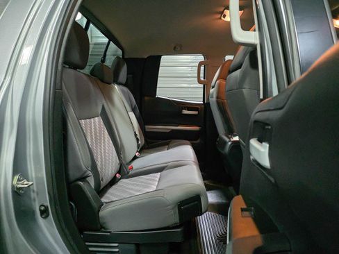 Used 2019 Toyota Tundra SR5 w/ TRD Off Road Package image 19