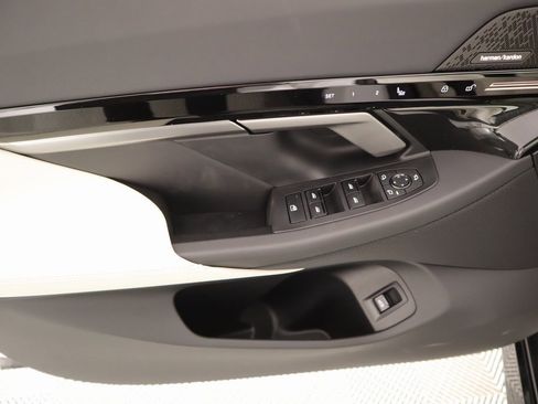 New 2025 BMW 530i w/ M Sport Package image 17