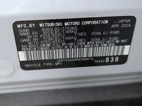 Used 2024 Mitsubishi Outlander SE AWD/4WD image 34