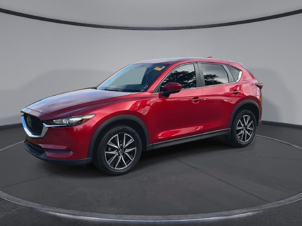 Used 2018 MAZDA CX-5 Touring w/ Preferred Equipment Package FWD image 4