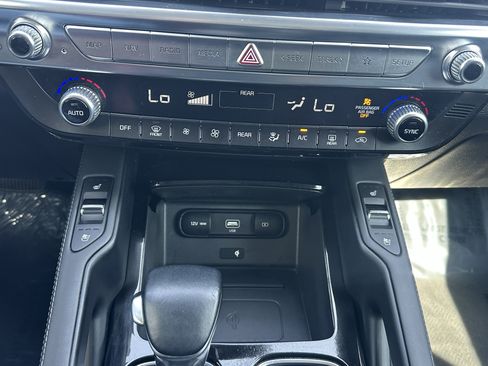 Used 2020 Kia Telluride EX w/ EX Premium Package FWD image 30