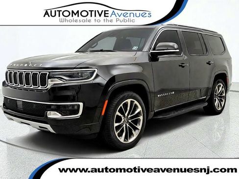 Used 2023 Jeep Wagoneer Series II w/ Premium Group I AWD/4WD image 1
