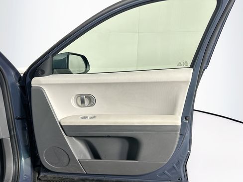 Used 2024 Hyundai Ioniq 5 SEL RWD image 32